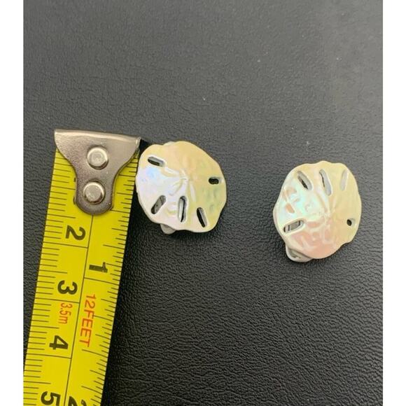 Vintage Iridescent Sand Dollar Clip On Earrings Beachy Ocean - Picture 4 of 5